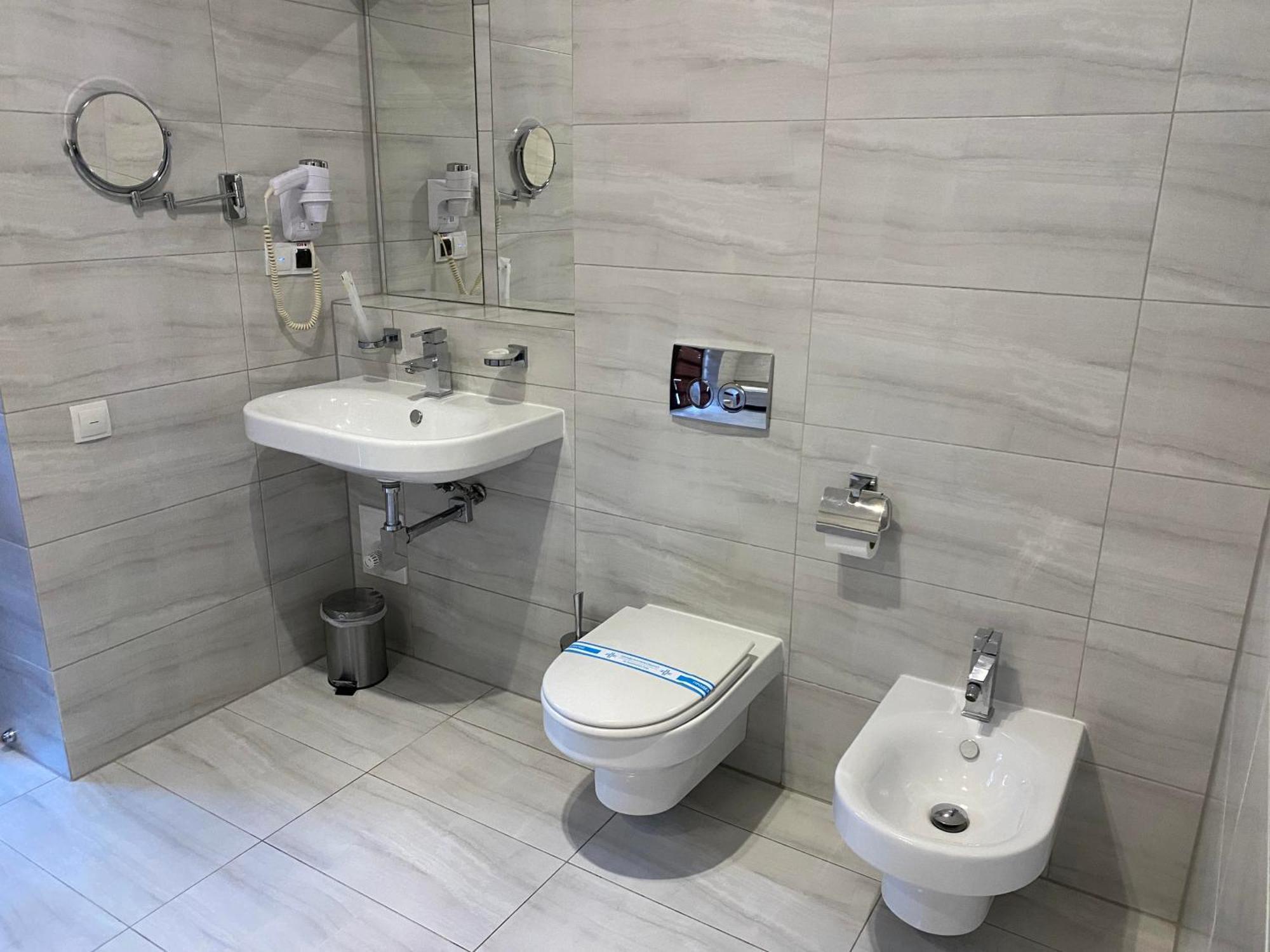 Park Hotel Switzerland Obariv Exterior photo